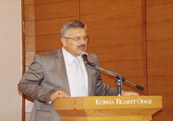 Projelerini anlattı