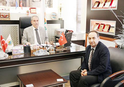 Dirsek temasında bulunulacak