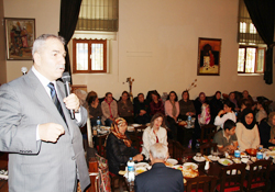 Bir kenara çekilip beklemeyin