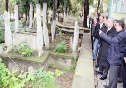 Restorasyon için Demir devrede