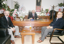 KADEF'ten eski vekile ziyaret