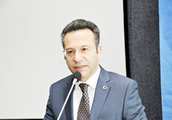 Vali Aksoy'dan tavsiye