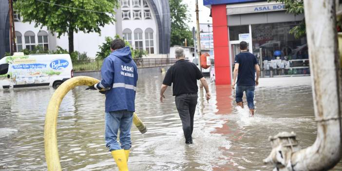 Büyükşehir ekipleri çalışmalarına devam ediyor