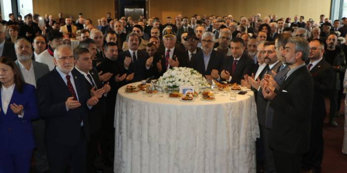 Samsun’da protokol bayramlaştı