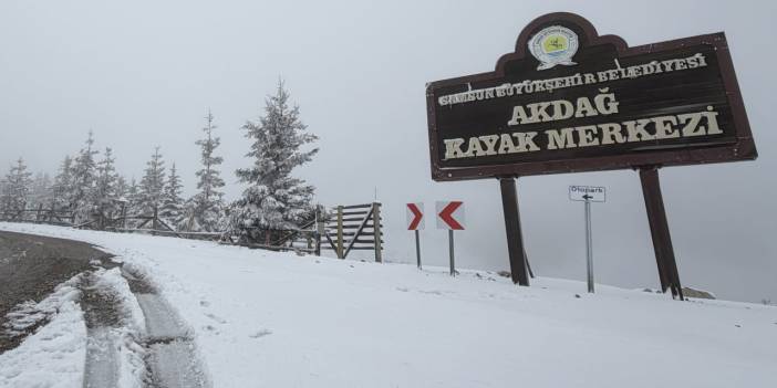 Samsun'un yüksek kesimlerinde kar etkili oldu