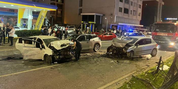 Trafik kazasında 5 kişi yaralandı