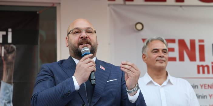Serhat Türkel CHP’den istifa ederek Yeni Parti'ye katıldı