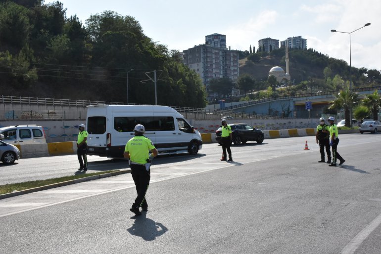 SAMSUN'DA OTOBÜS VE MİNİBÜSLER DENETLENDİ