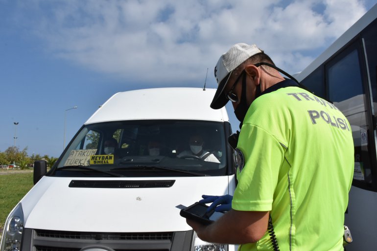 SAMSUN'DA OTOBÜS VE MİNİBÜSLER DENETLENDİ