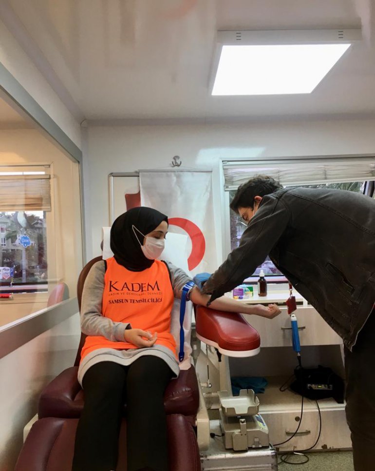 KADEM'DEN BAĞIŞ KAMPANYASINA DESTEK