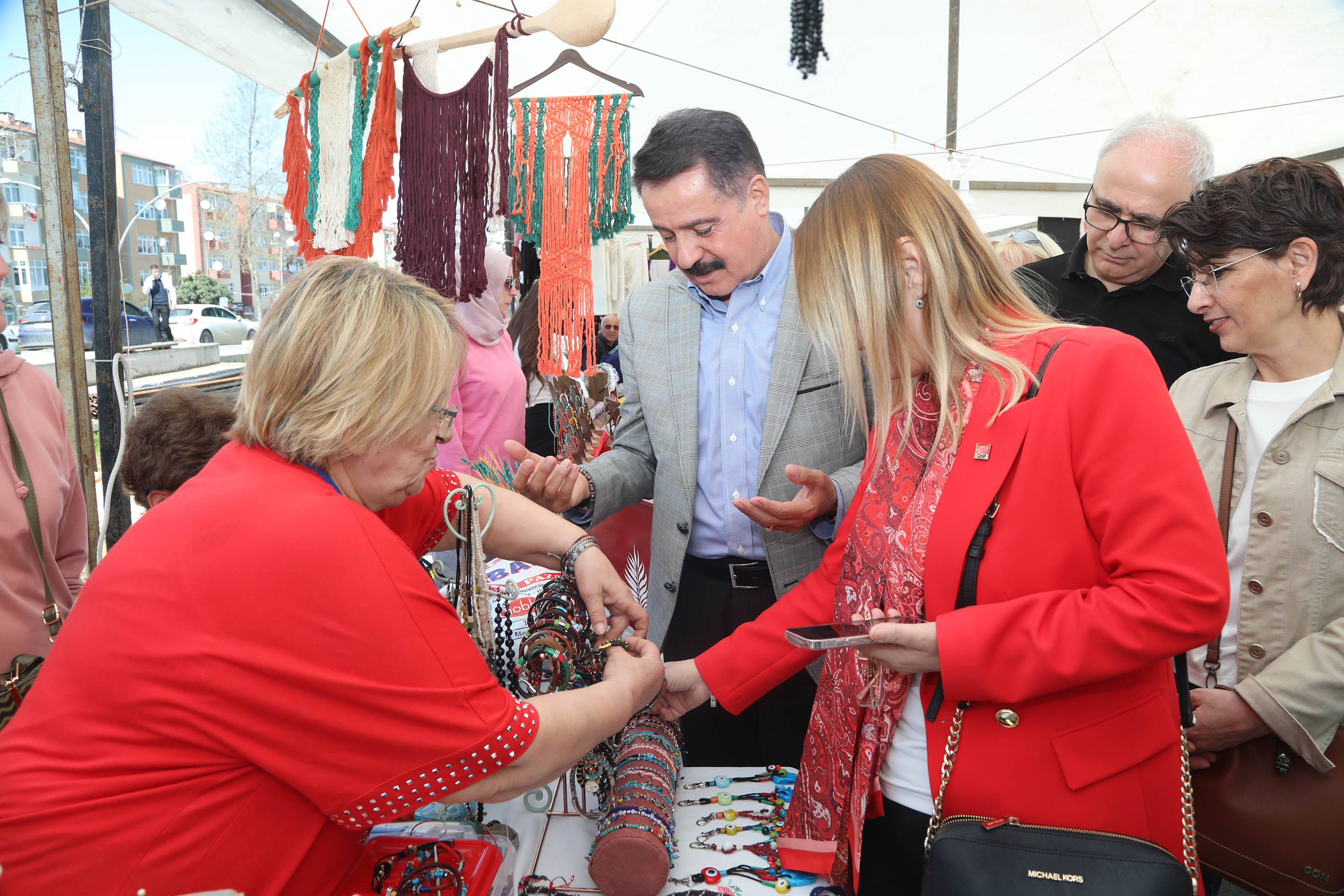 2-kadin-emegi-festivali-atakumda-basladi-5.jpg