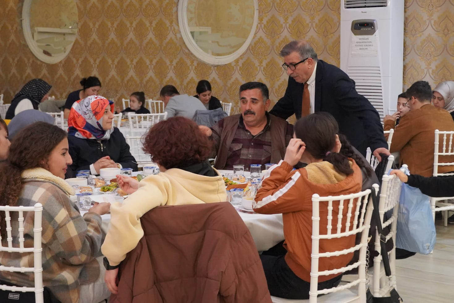 atakum-belediyesinden-dayanisma-sofrasi-1.jpg