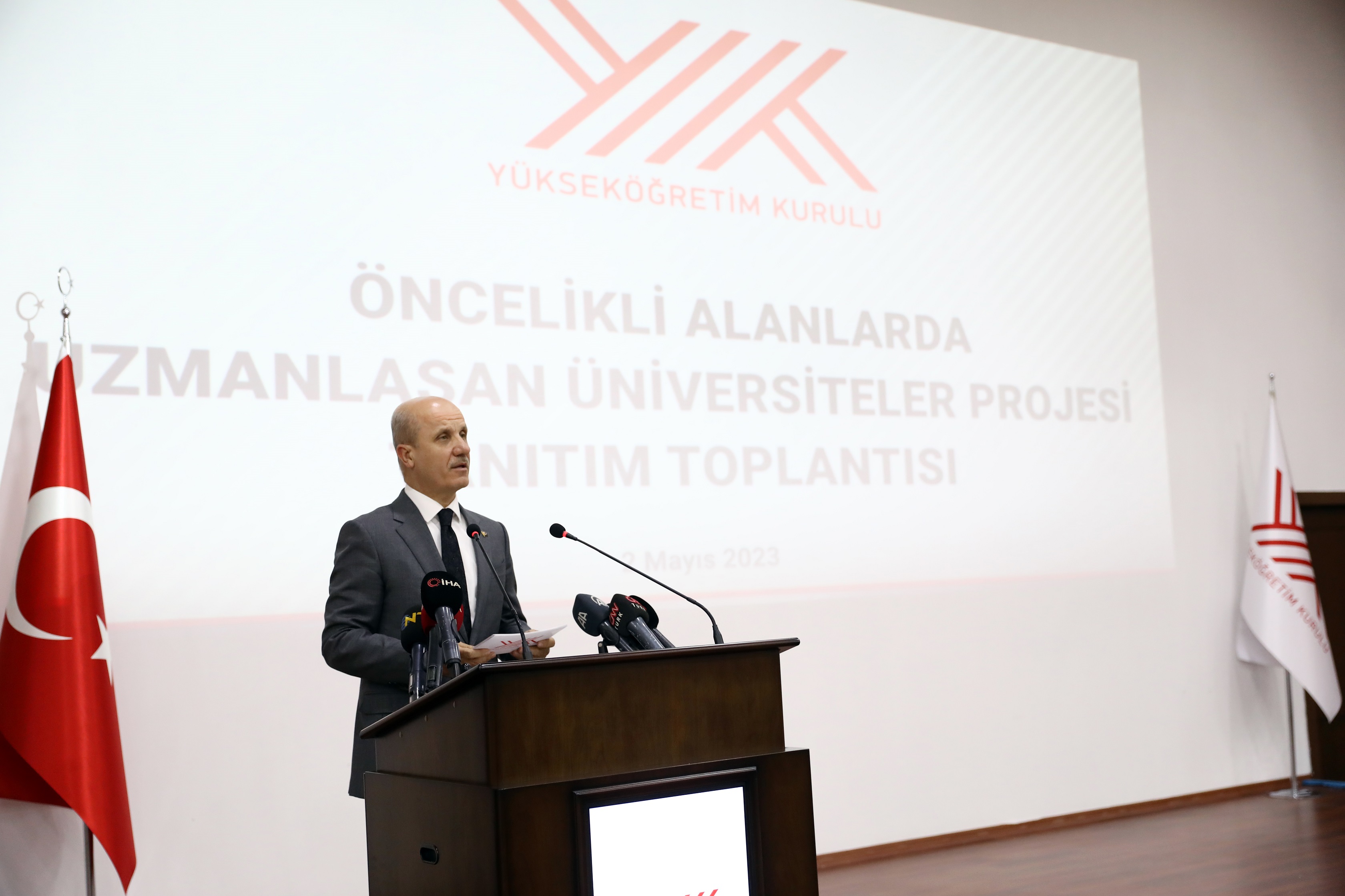 yok-4825.jpg