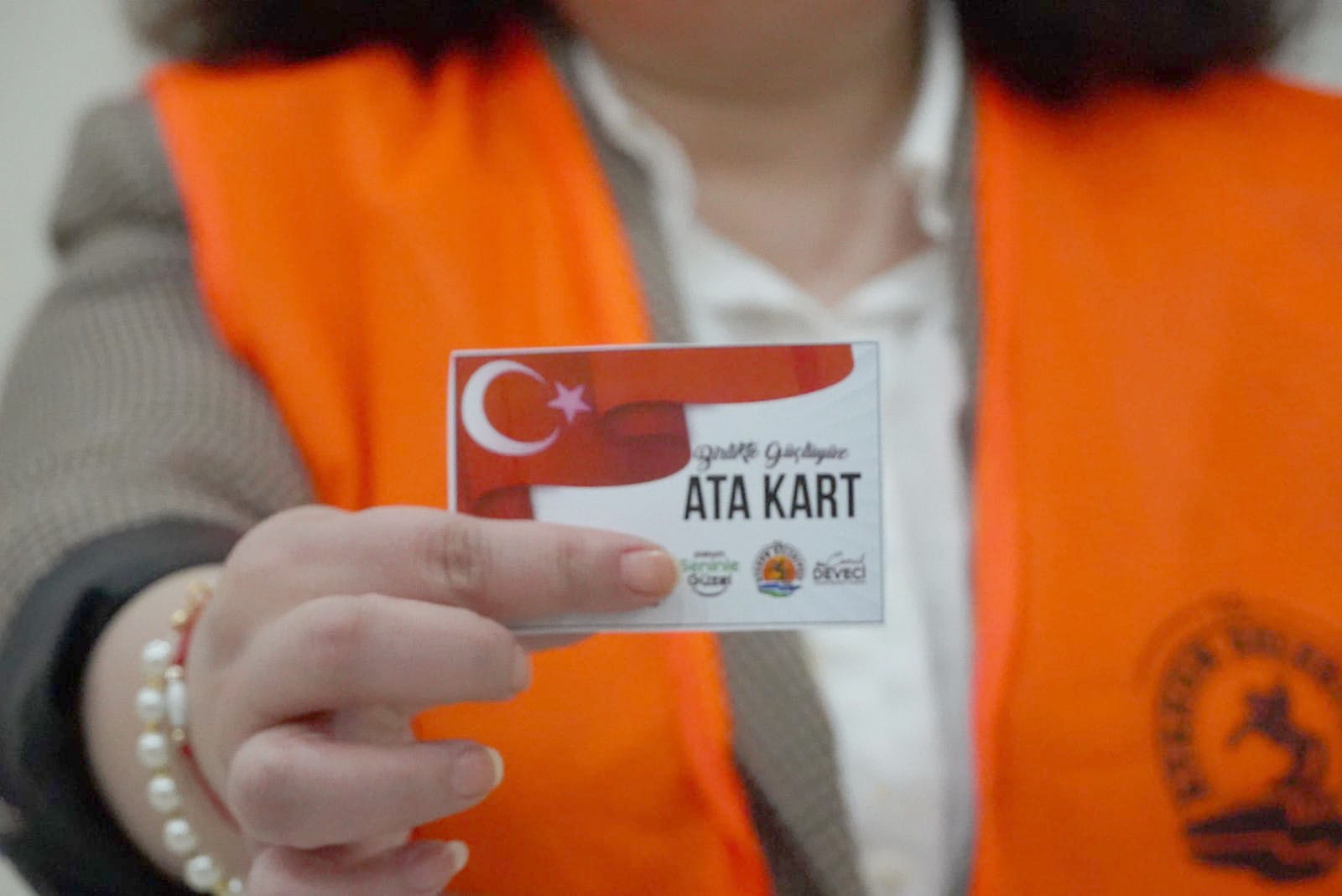 atakartla-deprem-dayanismasi-devam-ediyor-2.jpeg
