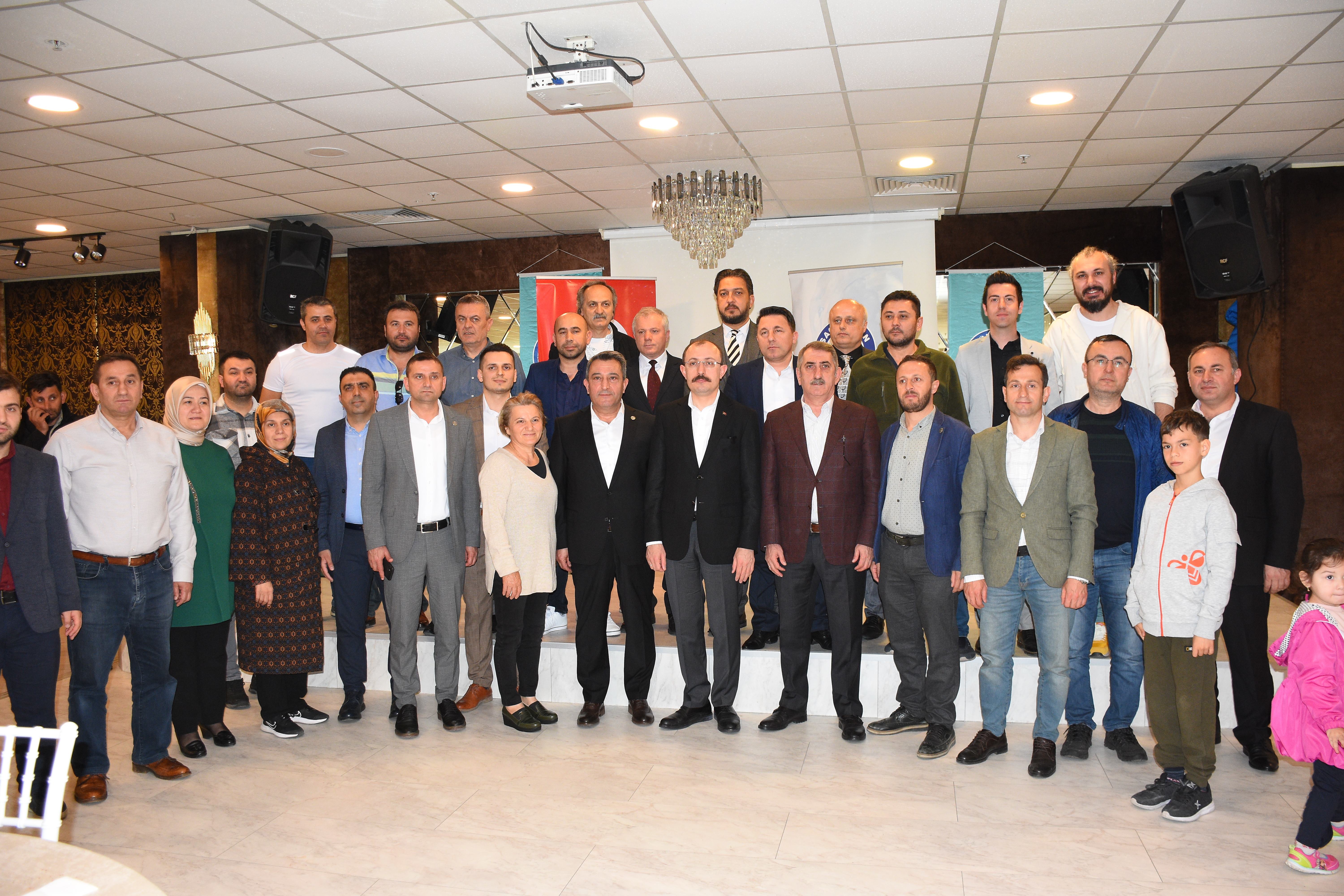 aa-20230506-31062964-31062957-ticaret-bakani-mehmet-mus-samsunda-konustu.jpg