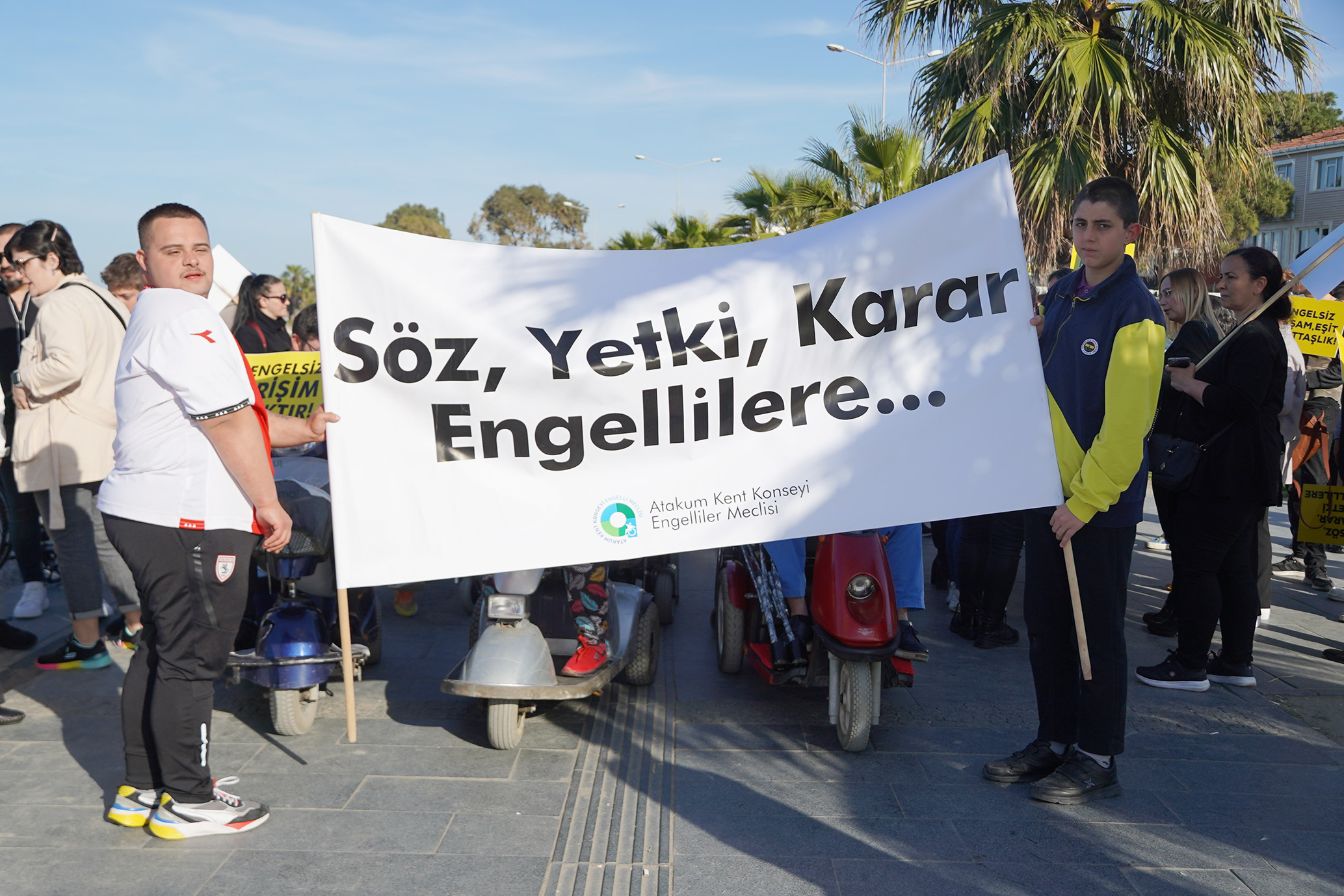 atakumda-engelli-dayanismasi-4.jpg