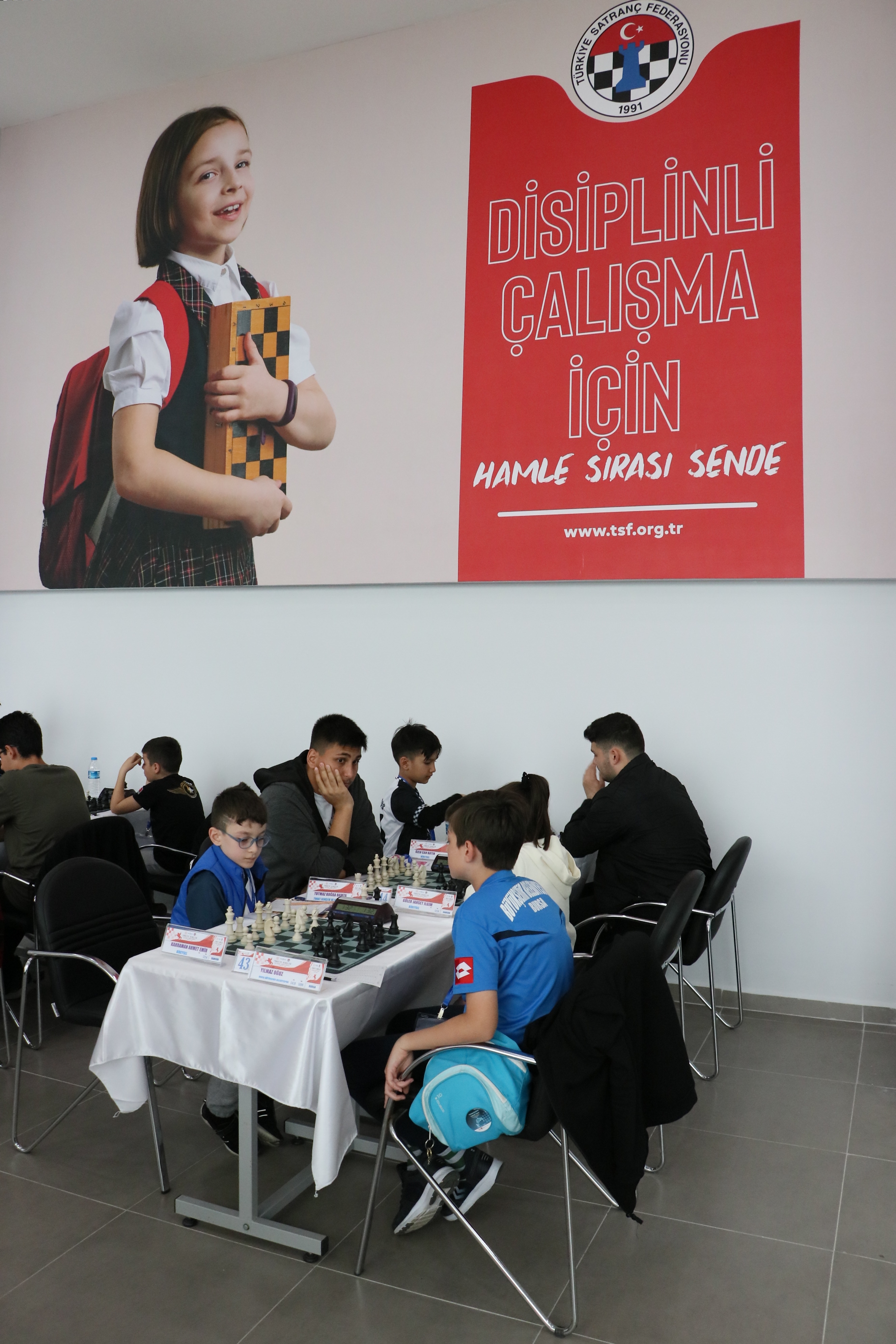 aa-20230519-31181461-31181460-turkiye-gencler-satranc-sampiyonasi-samsunda-basladi.jpg