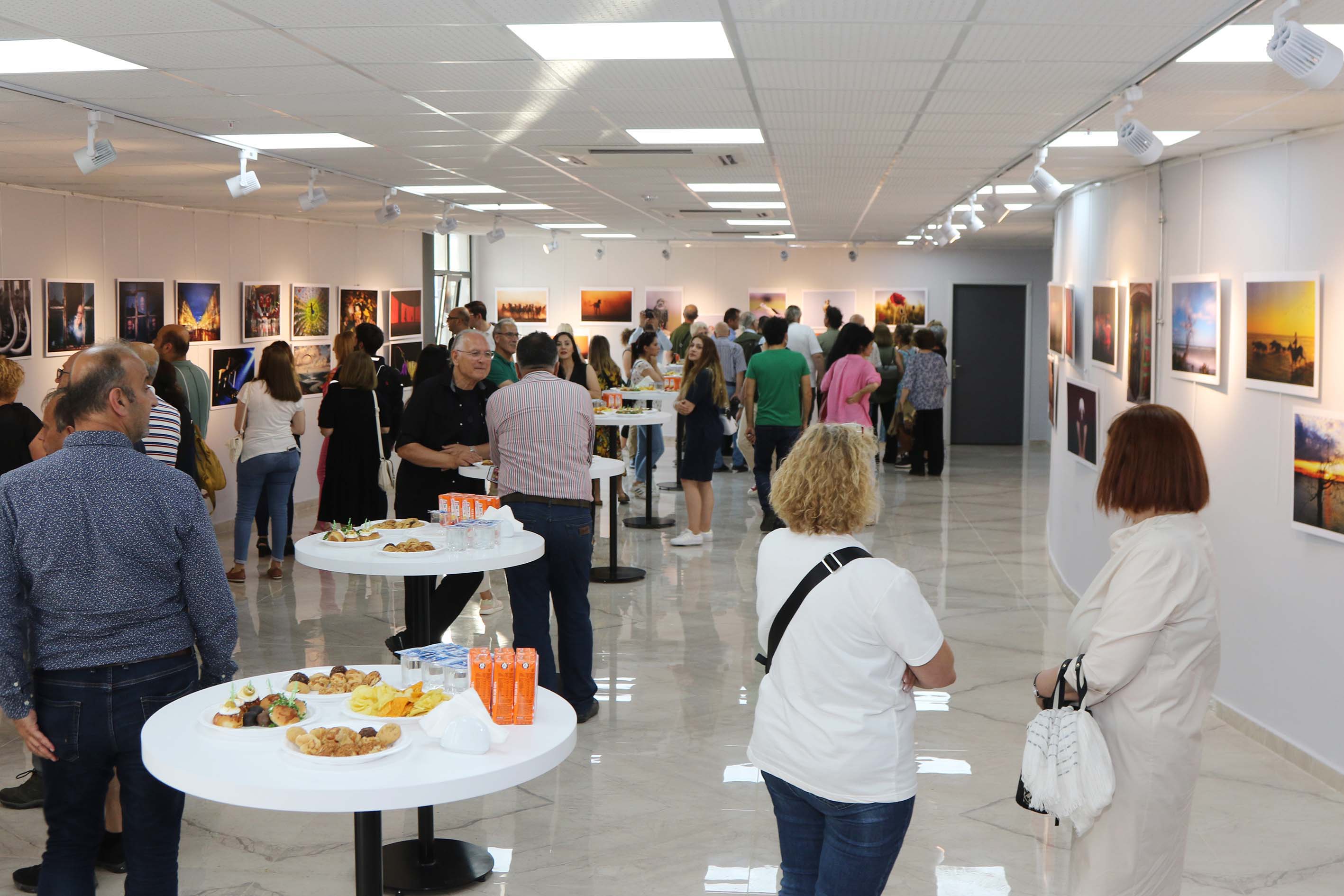 baskan-deveciden-universitelilere-davet-2.jpg