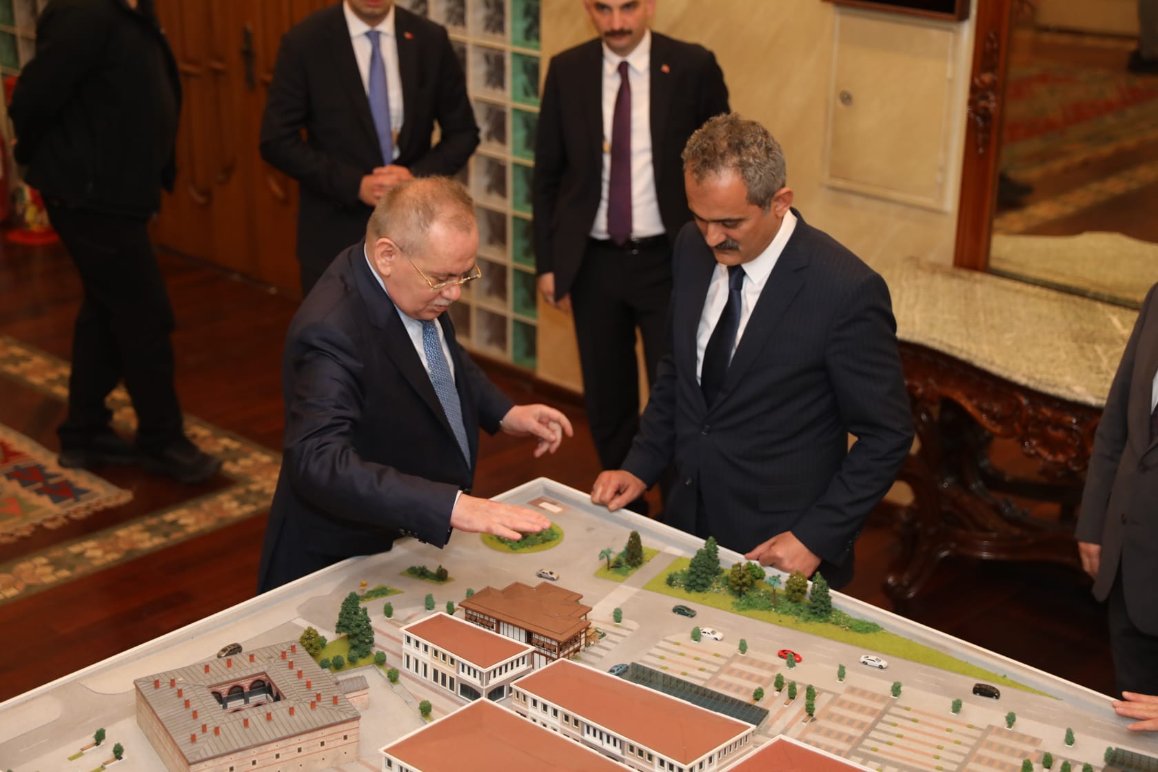 bakanlar-baskan-demir-ile-bulustu-2.jpeg