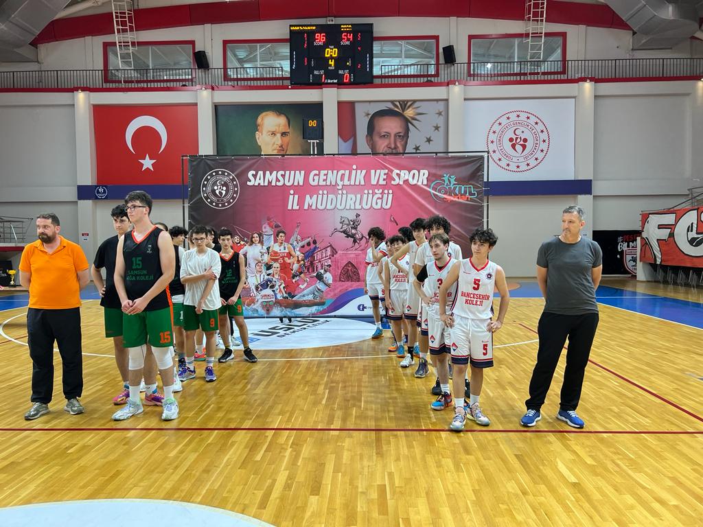 genc-b-erkek-basketbol-4.jpeg