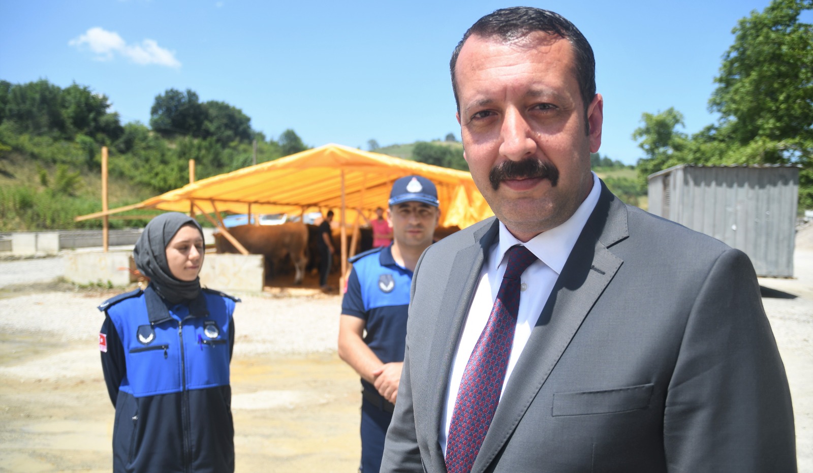 buyuksehir-kurban-bayraminda-gorev-basinda-1-dolunay-genc.jpeg