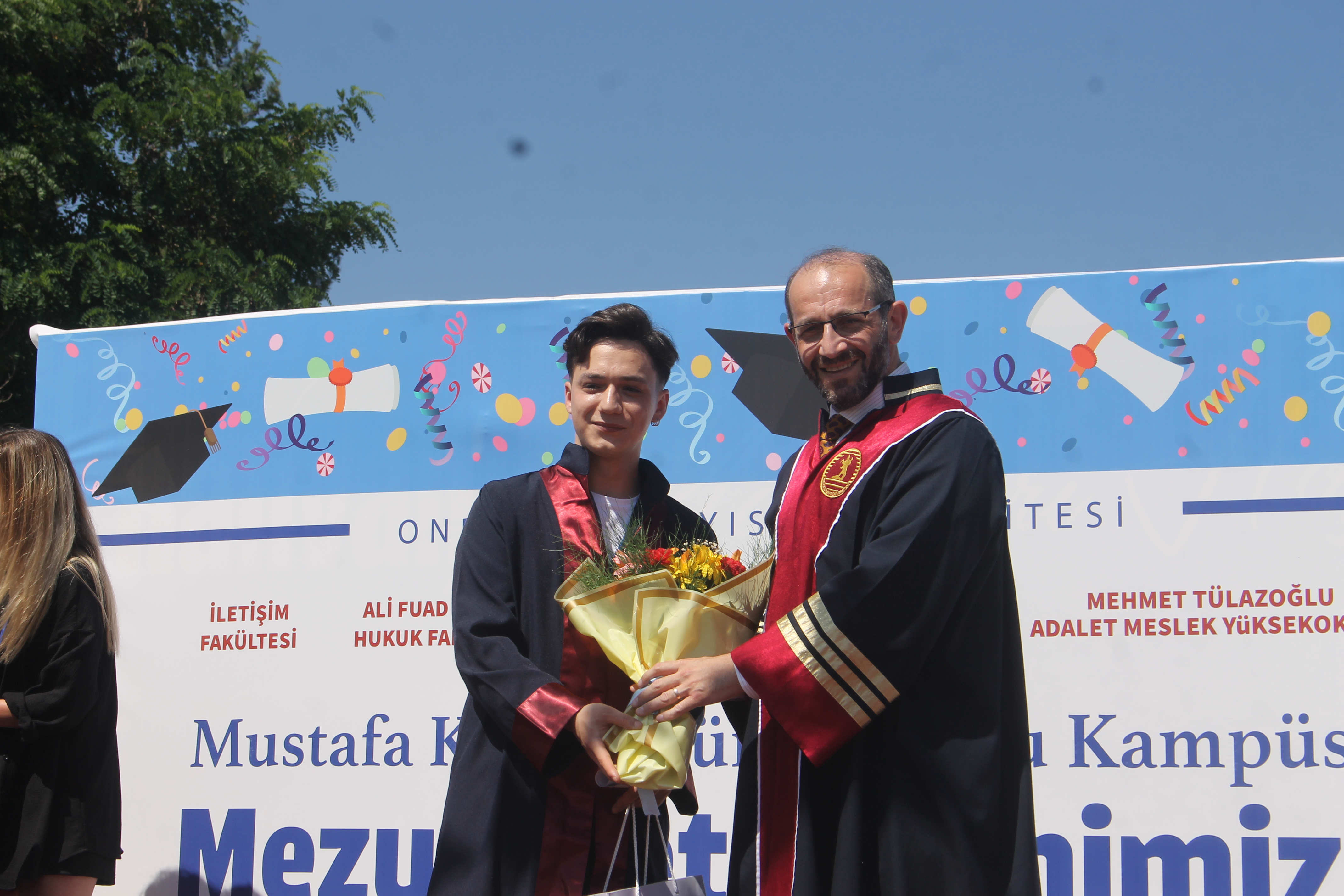 aa-20230705-31600261-31600259-omu-iletisim-fakultesinde-mezuniyet-toreni-duzenlendi.jpg
