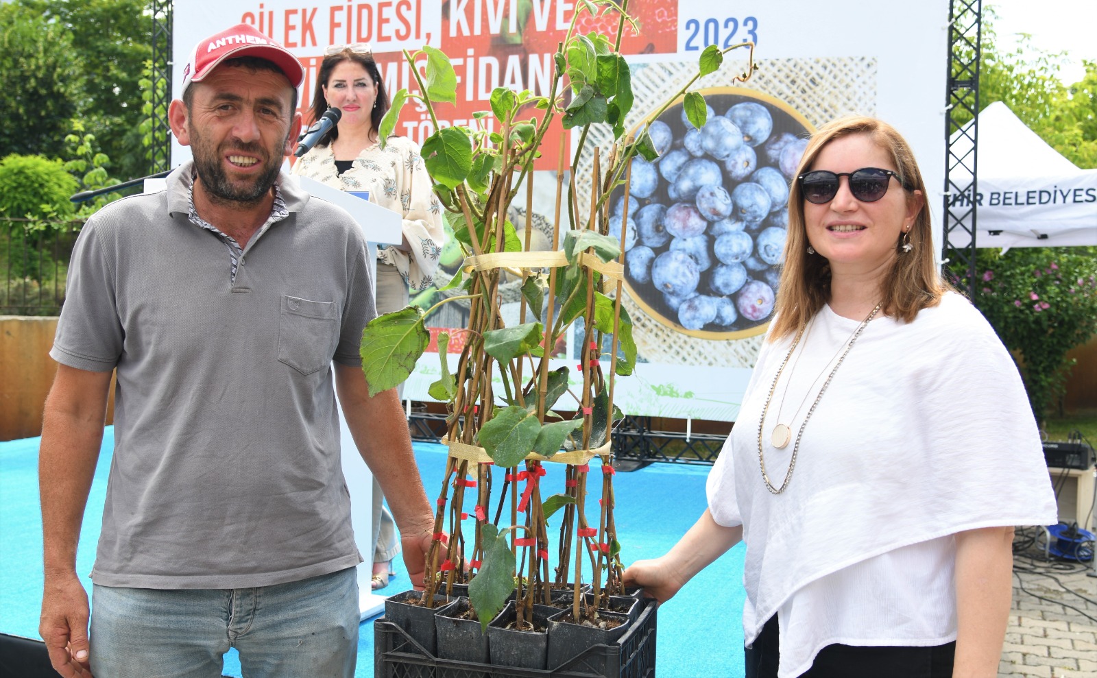 buyuksehirin-ciftcilere-destegi-suruyor-4.jpeg