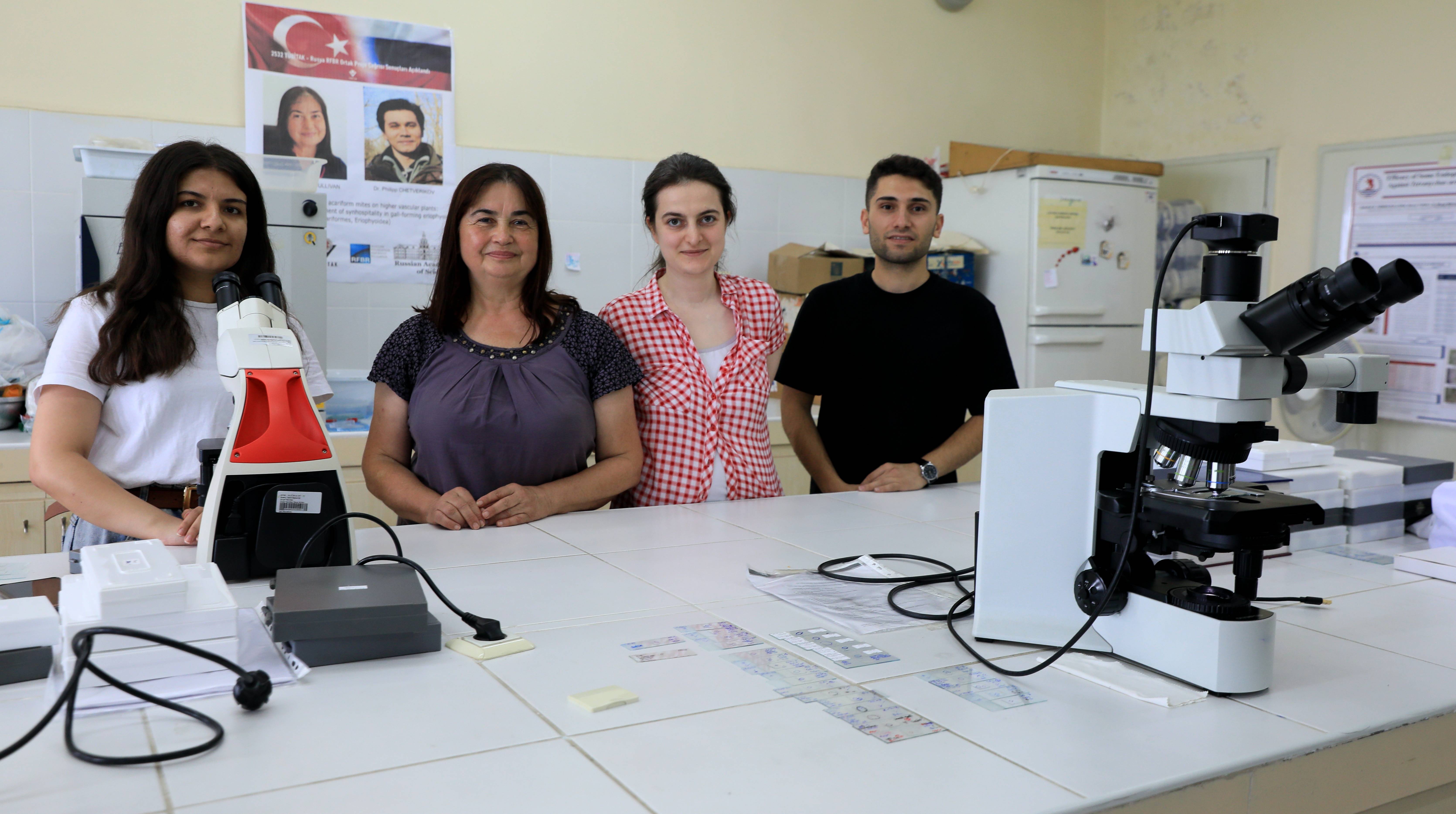 aa-20230711-31646612-31646608-orumcegimsigillerden-sarikiz-turunun-tehlikeli-bir-tur-olmadigi-bildirildi.jpg