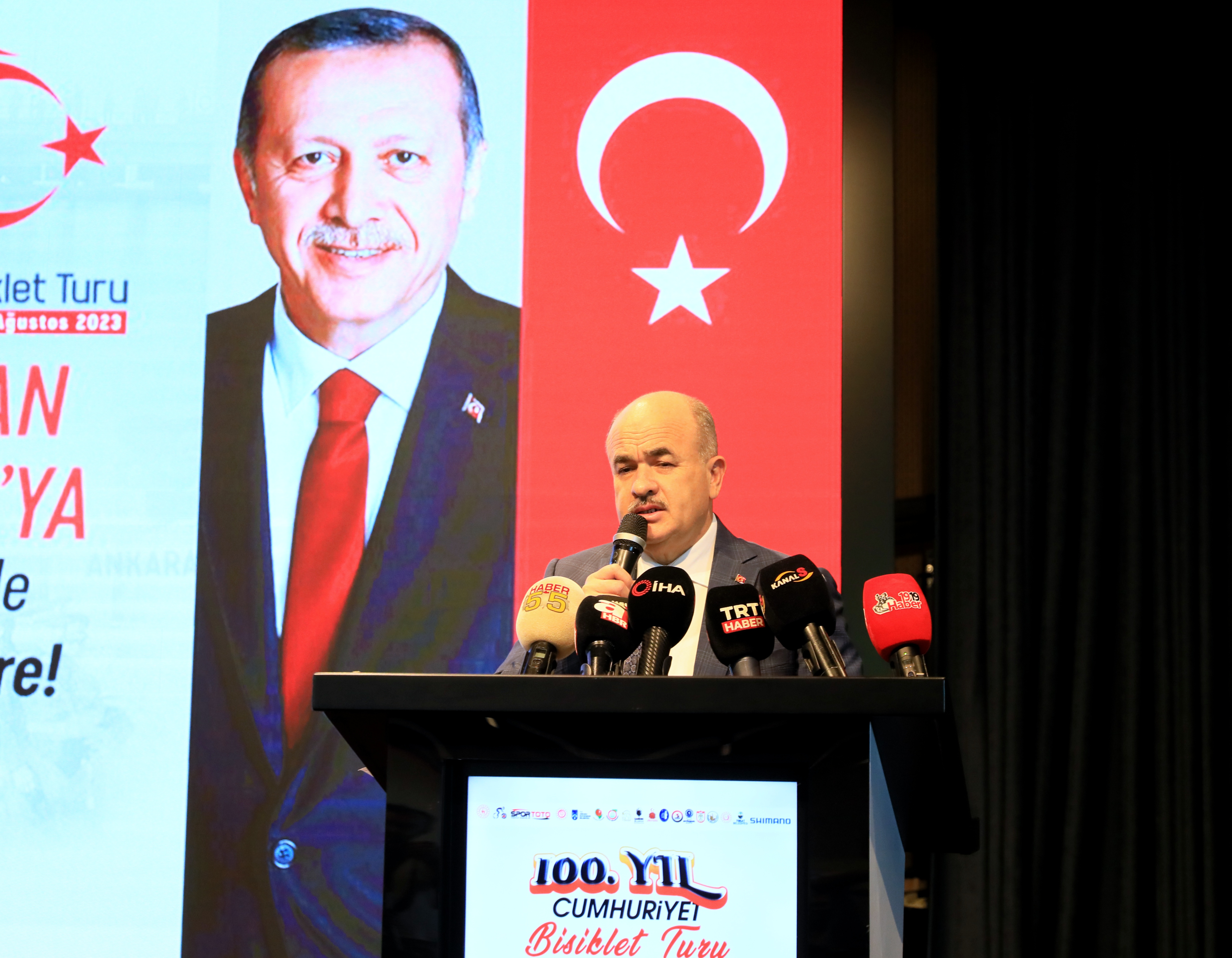 aa-20230726-31772372-31772369-uluslararasi-100-yil-cumhuriyet-bisiklet-turunun-tanitimi-samsunda-yapildi.jpg