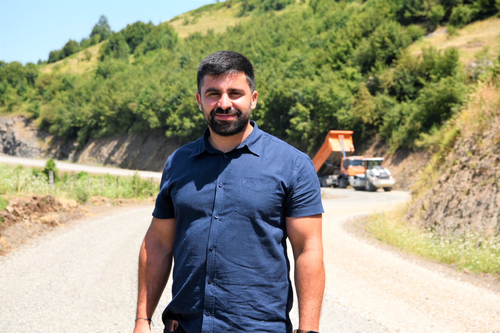 bir-mahallenin-daha-yol-cilesi-bitti-2-mustafa-gur.jpeg