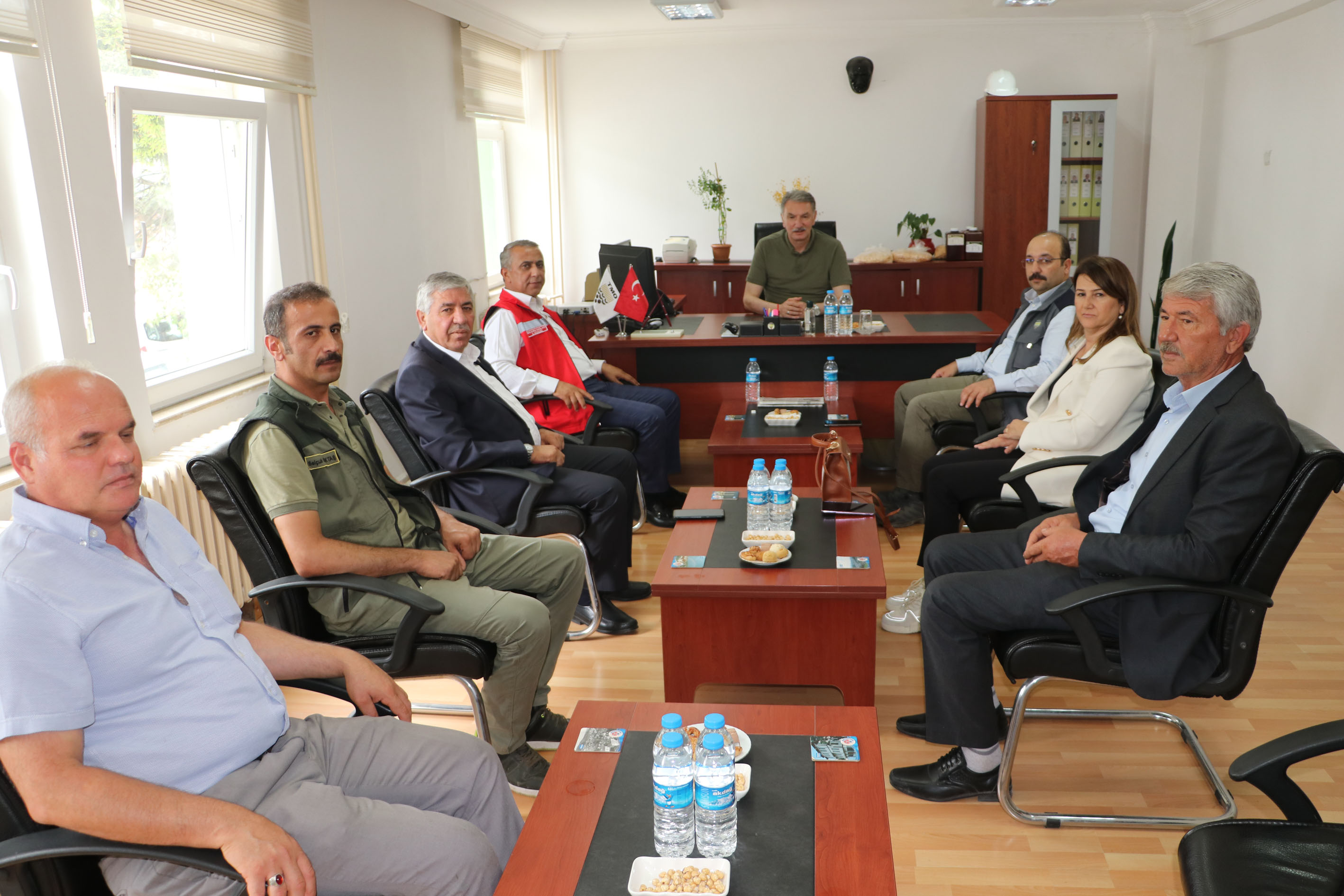 aa-20230810-31891171-31891167-tmo-genel-muduru-ahmet-guldal-samsunda-hububat-alim-noktalarinda-incelemelerde-bulundu.jpg