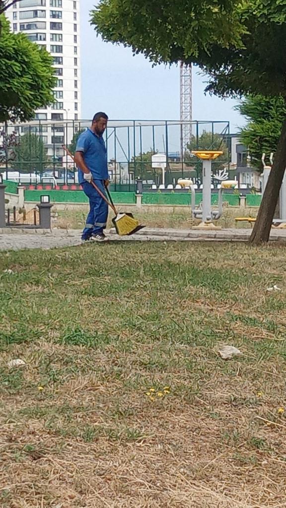 atakum-belediyesinden-temizlik-seferberligi-4.jpeg