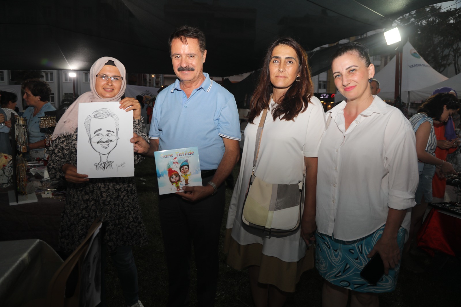 3-kadin-emegi-festivali-sahilde-basladi-9.jpeg