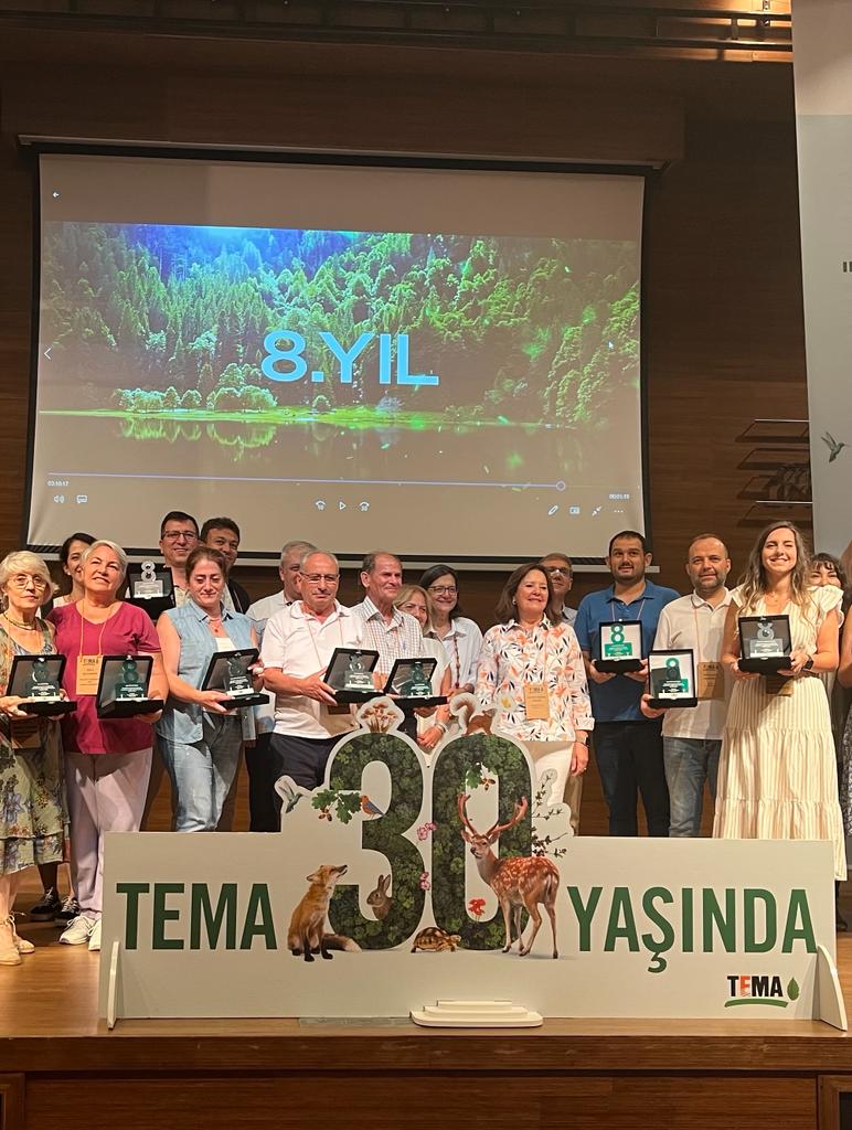 aa-20230823-31982594-31982593-tema-vakfindan-samsun-tema-vakfi-ekibine-odul.jpg