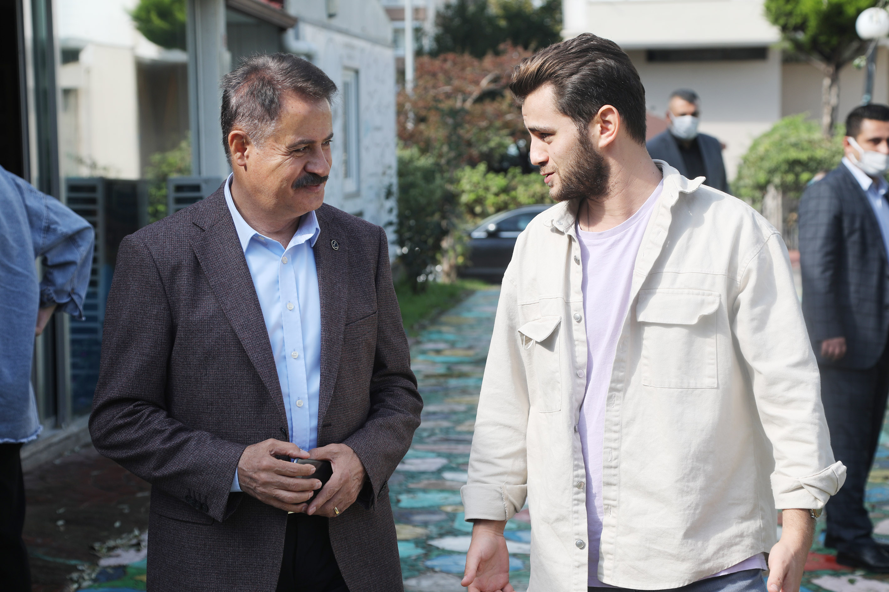 atakumda-oy-kullan-sehrine-sen-yon-ver-1.jpg