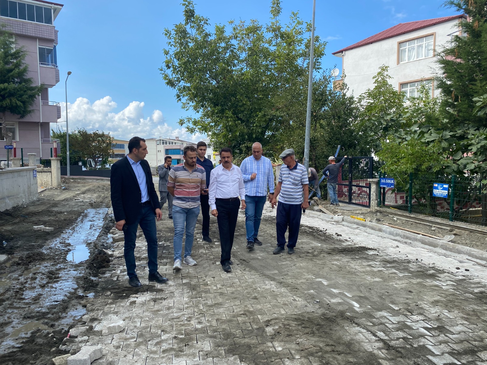 baskan-deveciden-muhtarlarla-yerinde-inceleme-2.jpeg