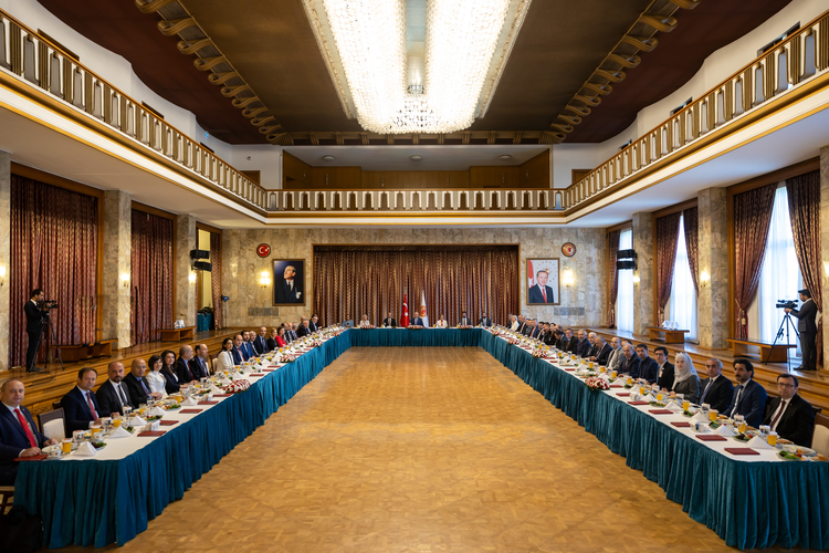kurtulmus-2.jpg