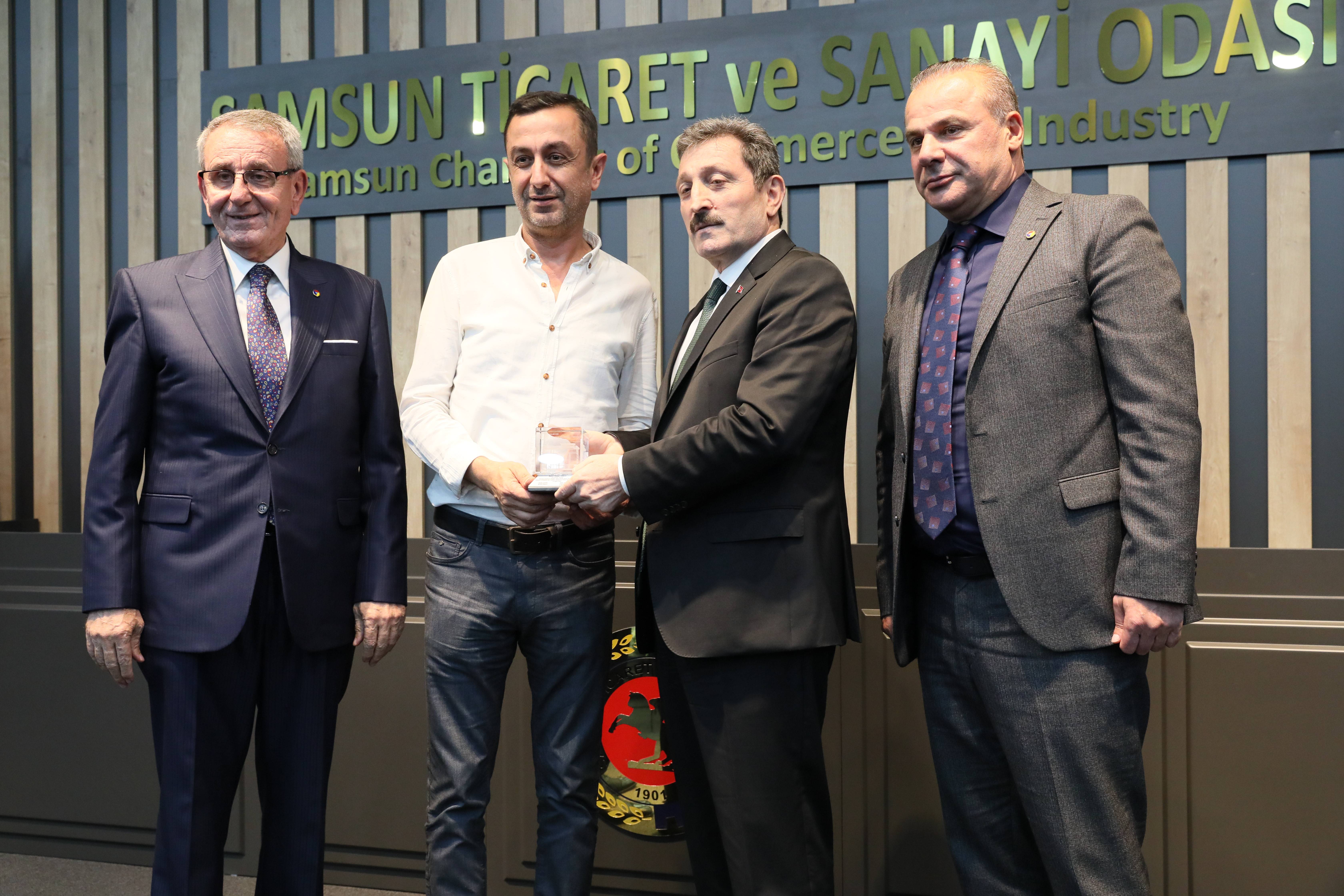 aa-20230927-32256041-32256039-samsun-tsoda-100-meclis-uyesine-plaket-verildi.jpg