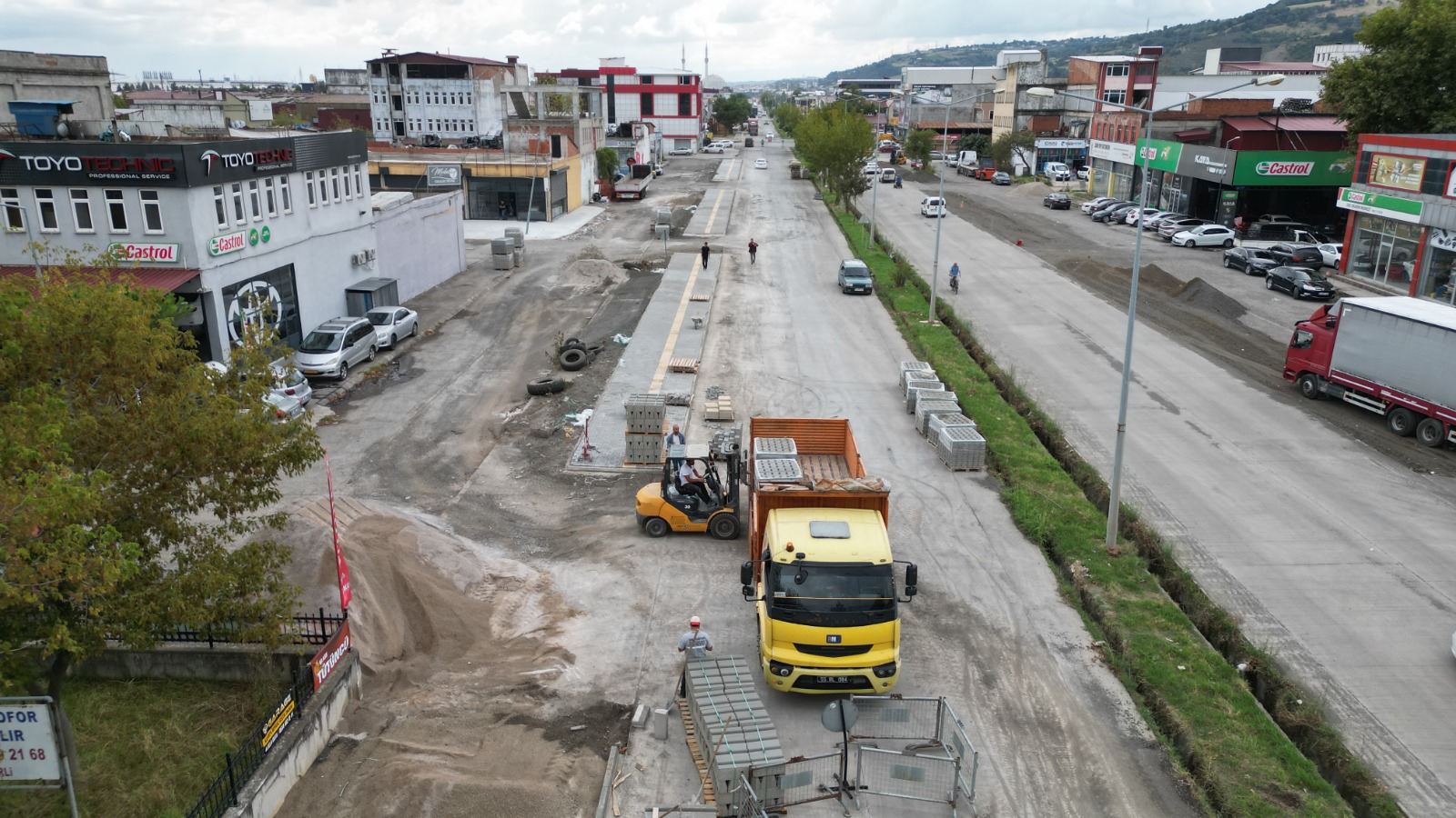 sanayi-bolgelerinde-hummali-calisma-7.jpeg