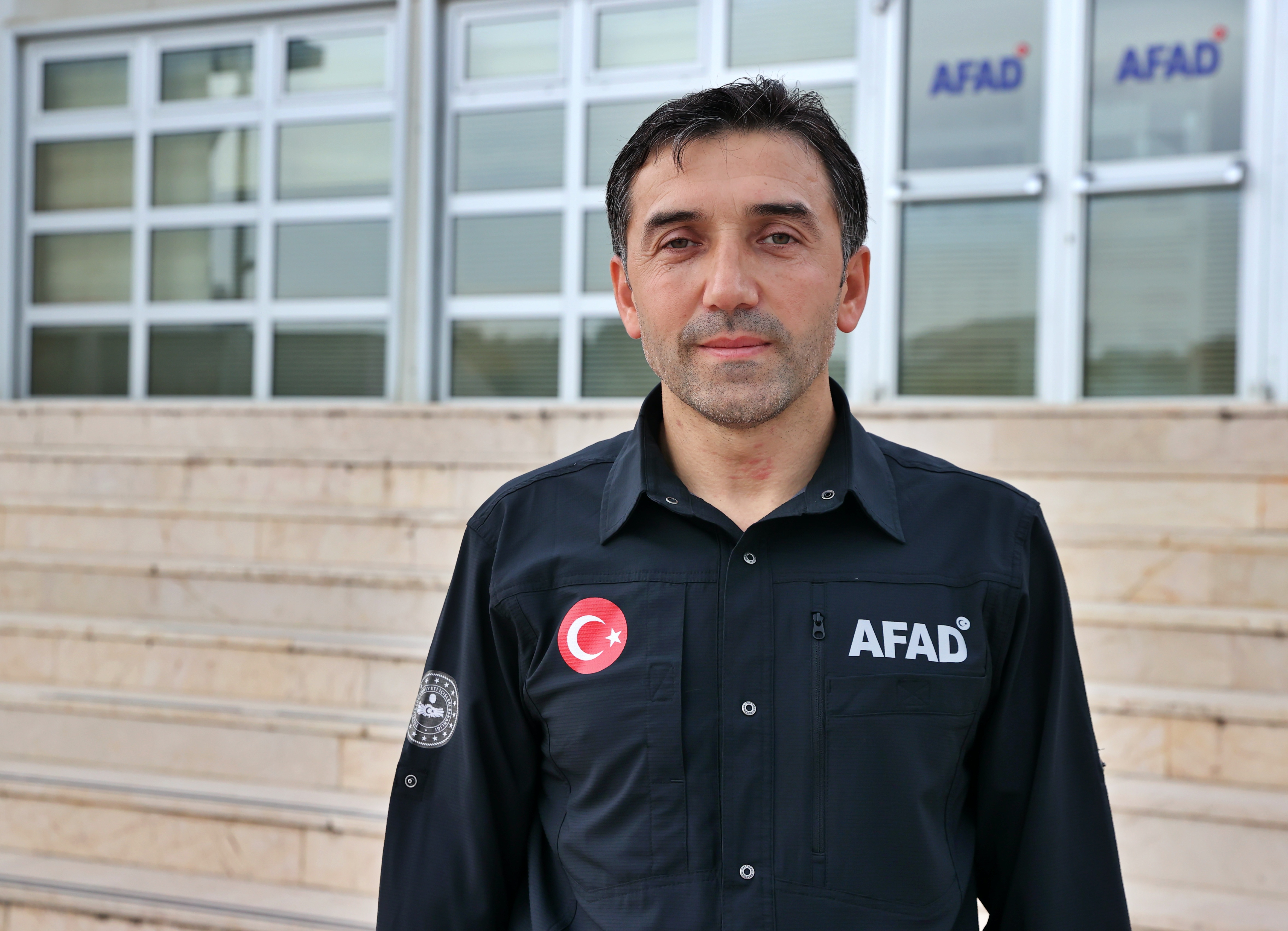 aa-20231028-32545225-32545220-arkeologlar-daha-iyi-arastirma-yapabilmek-icin-dagcilik-egitimi-aldi.jpg