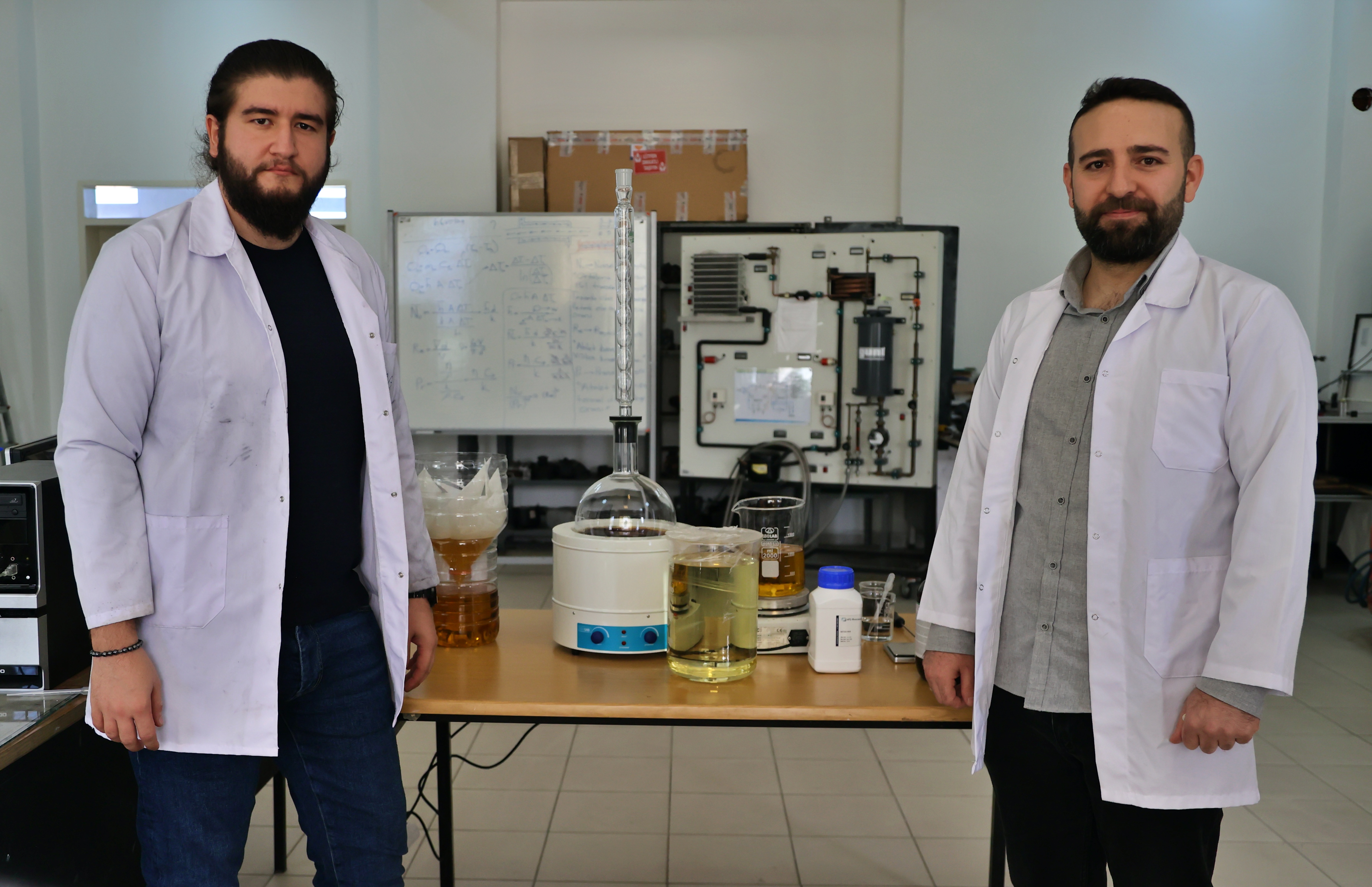 aa-20231108-32737871-32737866-universitenin-atik-yaglari-biyodizele-donusturuluyor.jpg