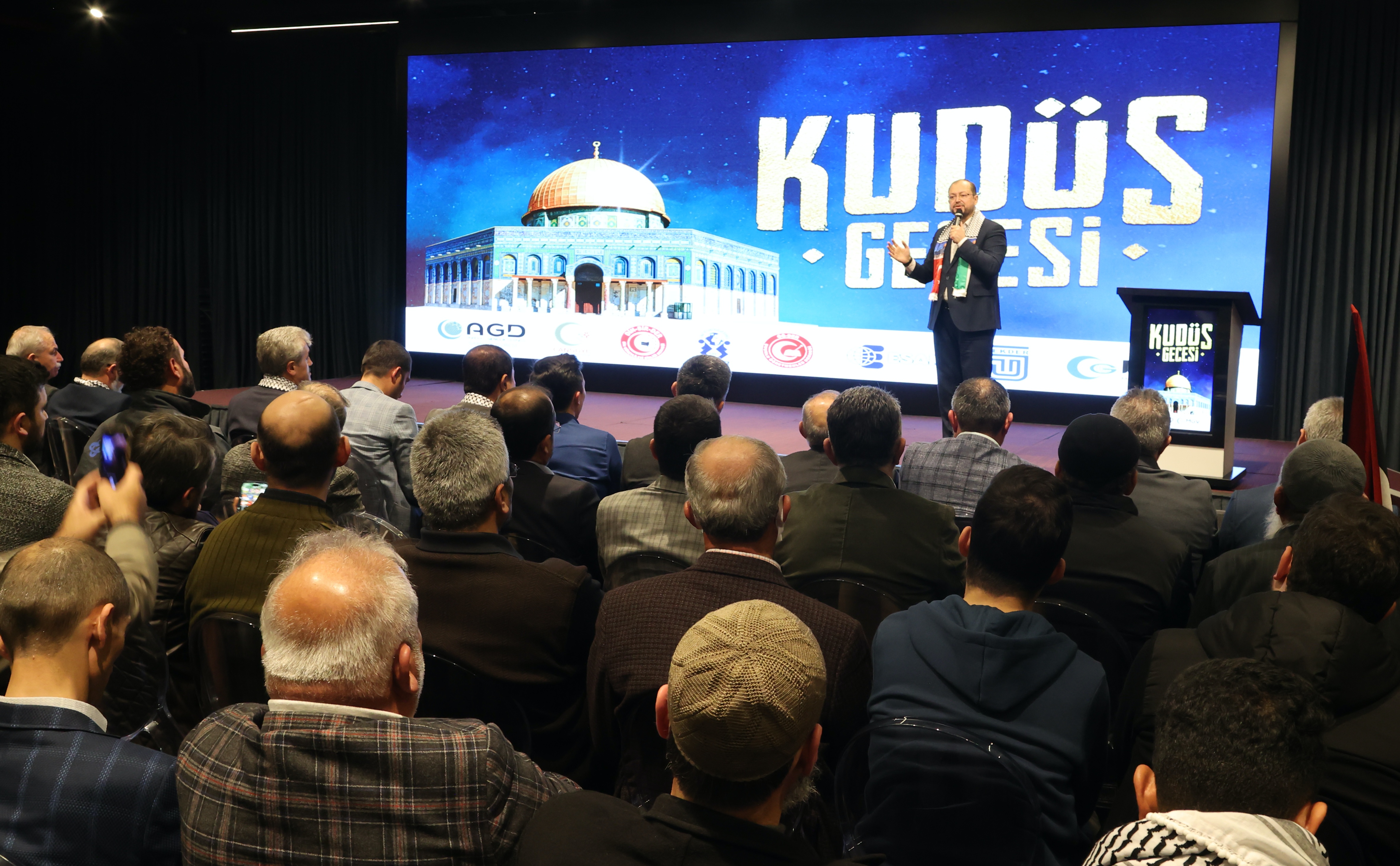 aa-20231109-32773230-32773225-samsunda-kudus-gecesi-programi-duzenlendi.jpg