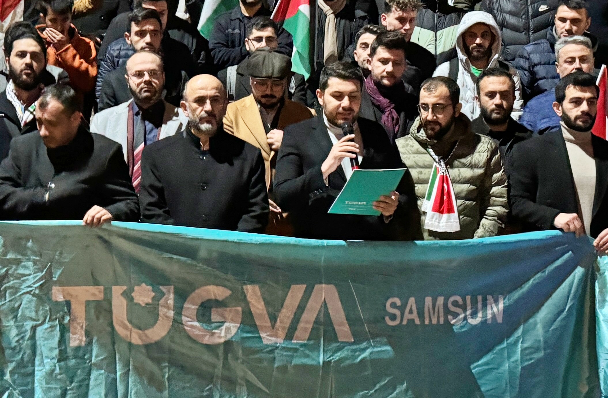 aa-20231211-33159777-33159776-samsunda-filistinde-ateskesin-abd-tarafindan-reddedilmesine-tepki-gosterildi.jpg