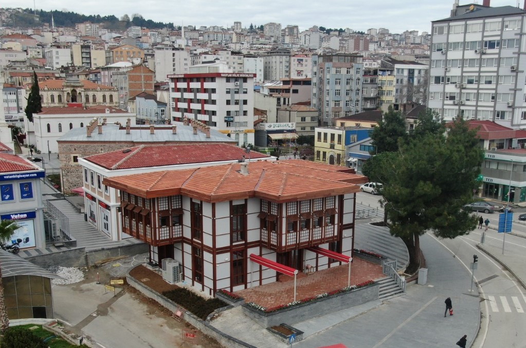 karadeniz-mimarisinin-tum-izlerini-tasiyor-4.jpeg