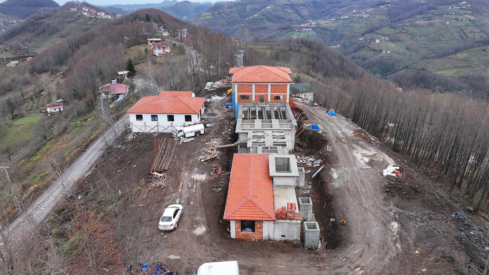 19-mahallenin-su-sorununu-cozecek-2.jpg