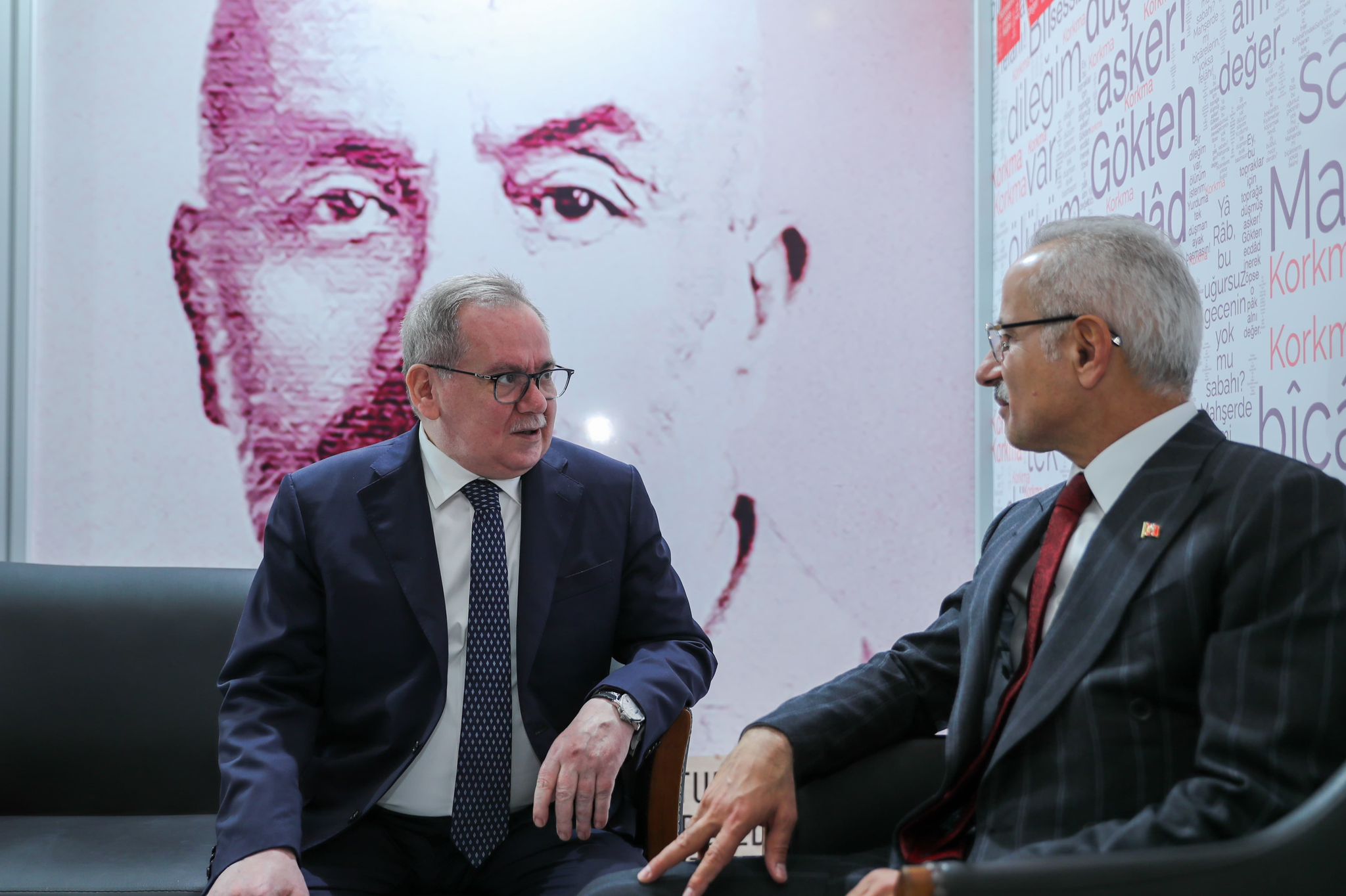 bakan-uraloglu-buyuksehir-standini-ziyaret-etti-5.jpeg
