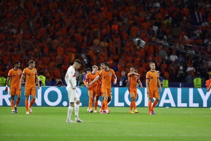 burak-yilmaz-2024-temmuz-new-folder-3-aa-35077601.jpg