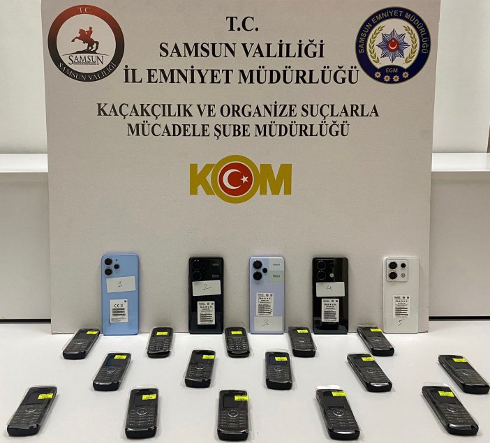 aa-20240911-35614466-35614465-samsunda-telefon-kacakciligi-operasyonunda-1-zanli-yakalandi.jpg