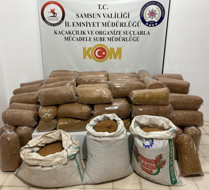 aa-20240929-35769354-35769353-samsunda-435-kilogram-kacak-tutun-ele-gecirildi.jpg