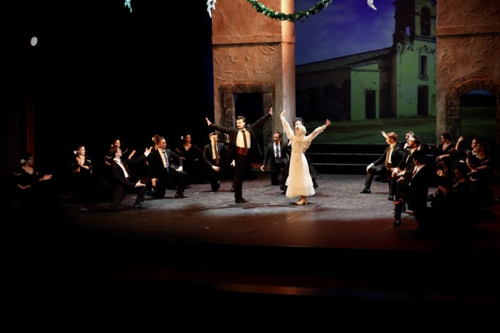 aa-20250201-36931046-36931043-samsun-devlet-opera-ve-balesi-kanli-dugun-balesini-sanatseverlerle-bulusturdu.jpg